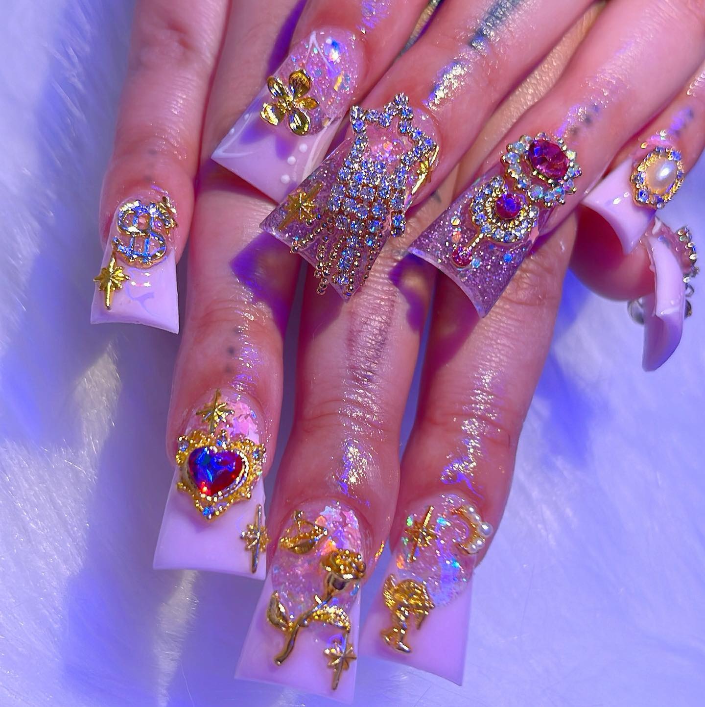 “DUCK NAILS” ปฏิวัติ BEAUTY STANDARD ของการทำเล็บแบบเดิมๆ ด้วยเจ้าเป็ดน้อย